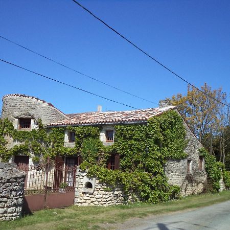 Traditional Charentais Cottage In Countryside 25 Minutes From Royan Balanzac Buitenkant foto