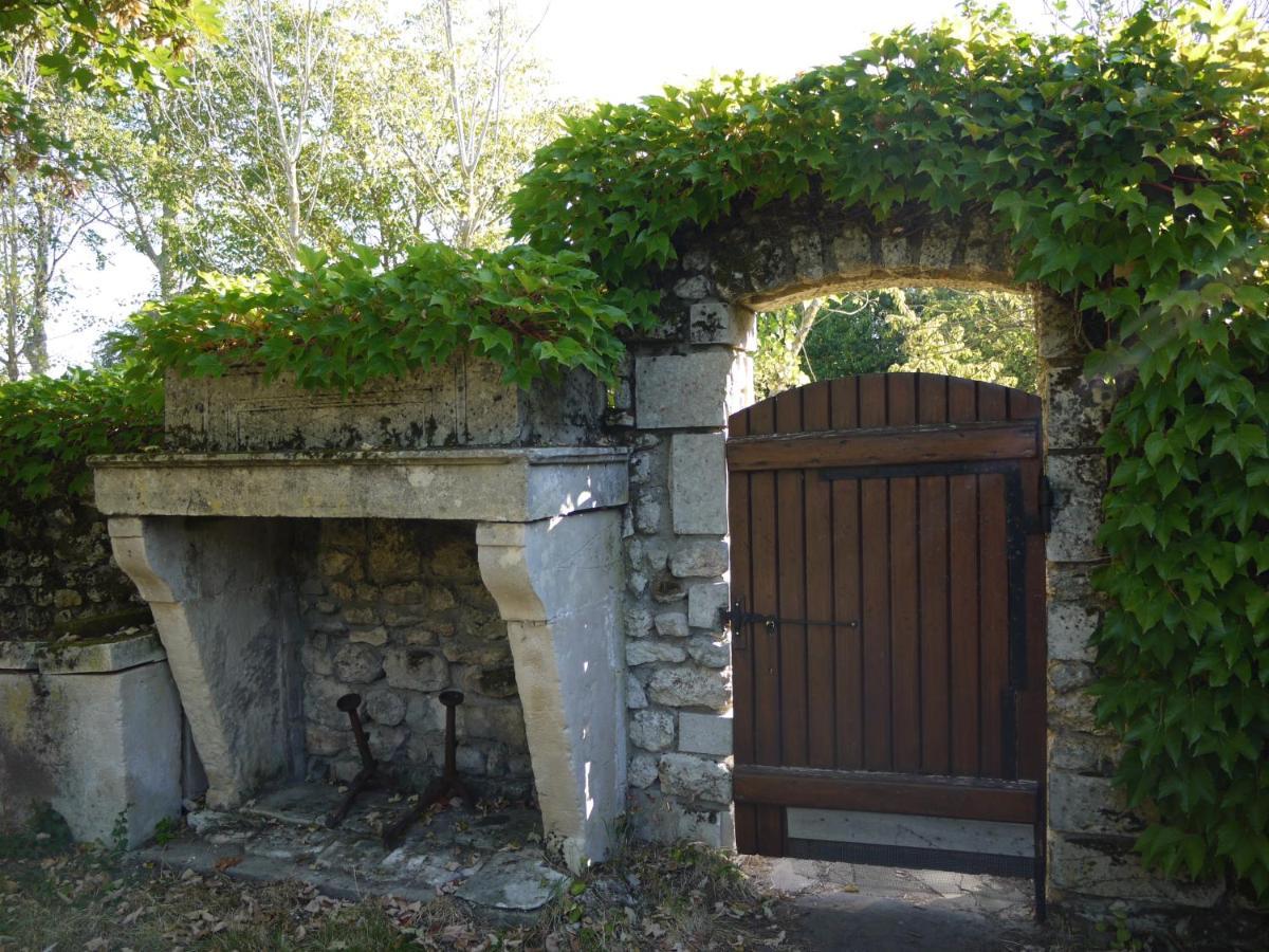 Traditional Charentais Cottage In Countryside 25 Minutes From Royan Balanzac Buitenkant foto