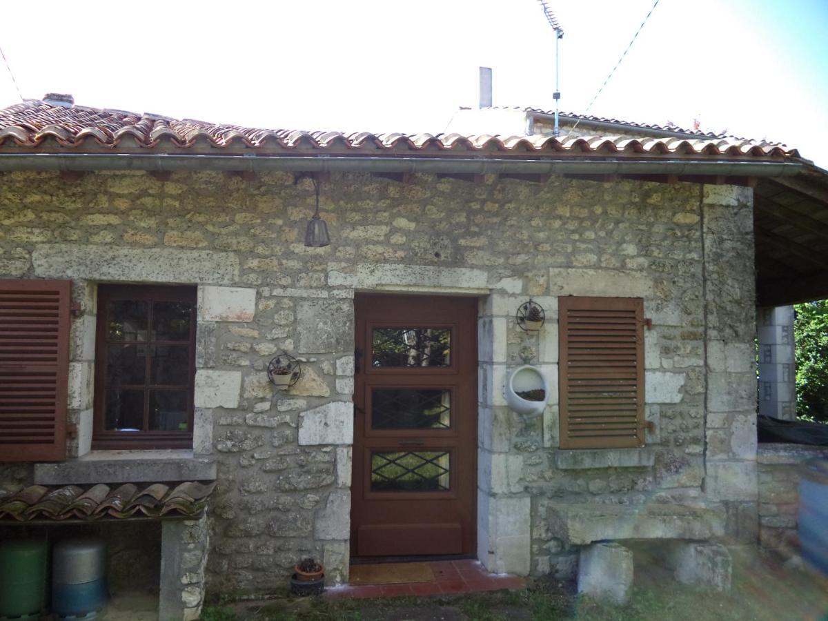 Traditional Charentais Cottage In Countryside 25 Minutes From Royan Balanzac Buitenkant foto