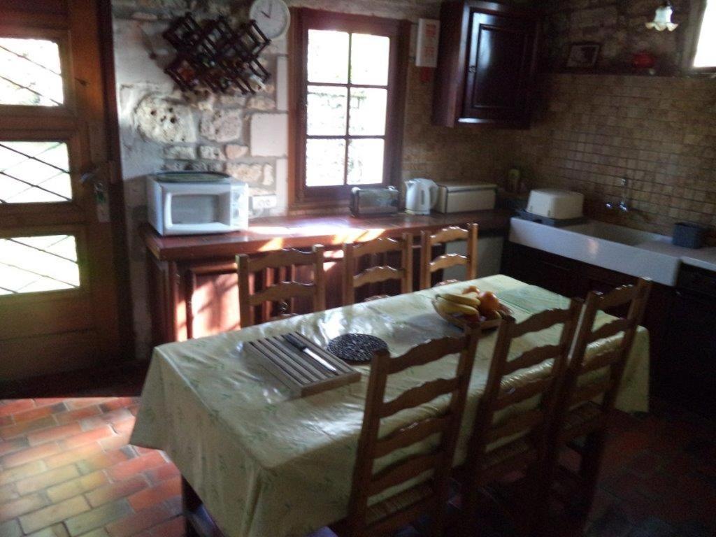 Traditional Charentais Cottage In Countryside 25 Minutes From Royan Balanzac Buitenkant foto